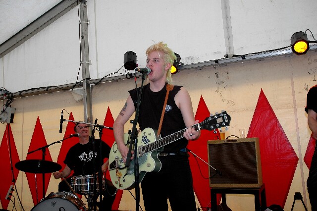min 2007 05 06 retro rhythm 255